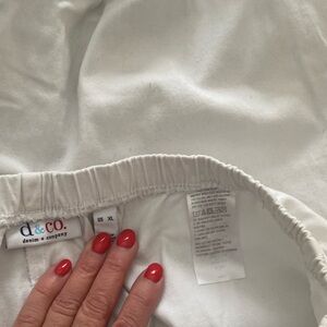 Denim & Co white Capris XL